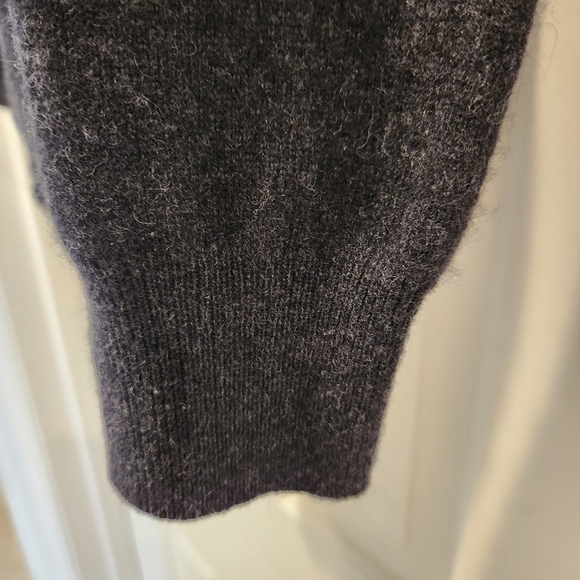 Jos. A. Bank 100% Cashmere V-Neck Popover Sweater Men’s Size Large Charcoal Gray - Picture 7 of 8